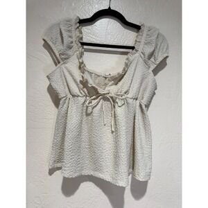 Sugarkiss Cream Textured Seersucker Babydoll Top Ruffle Cap Sleeve‎ Womens Large